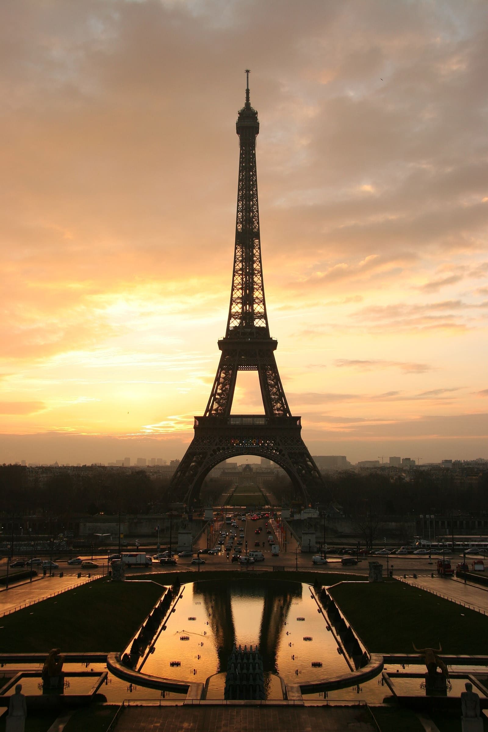 The Eiffel Tower at sunrise from the Trocadéro
